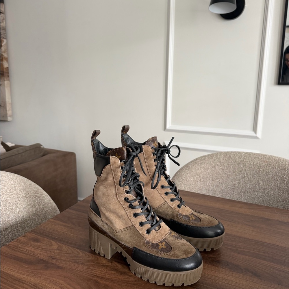 Louis Vuitton Brown and Black Lace-Up Boots